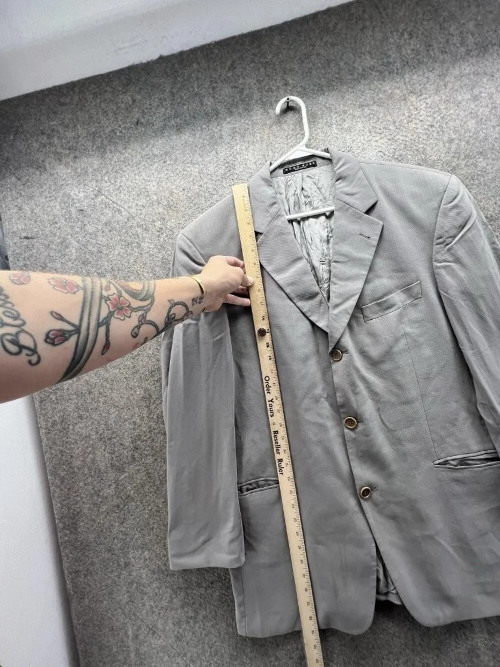 Vintage Hugo Boss Blazer Mens 42R Gray Wool Solid Sport Coat Jacket Made USA